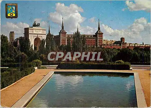 Cartes postales moderne Madrid L Arc de la Victoire et Ministere de l Air