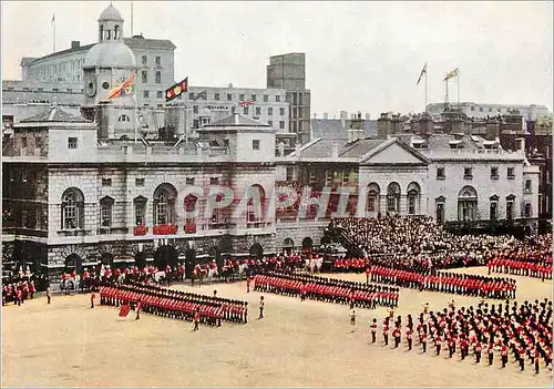 Cartes postales moderne Trooping the colour and the March Past of the guards and Household Cavalry Militaria