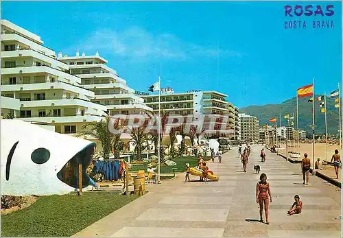 Cartes postales moderne Rosas Costa Brava Promenade Maritime et ses luxueux hotels