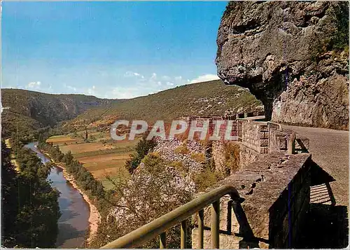 Cartes postales moderne Tarn et Garonne Environs de St Antonin Noble Val La Route Touristique Surplombant La Vallee de L