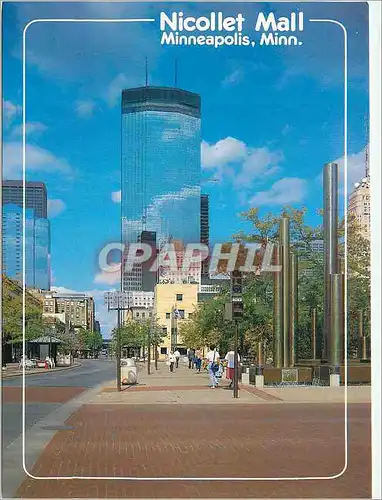 Cartes postales moderne Nicollet Mall Minneapollis Minn The Foshay Tower at Right and the IDS Building in the Center