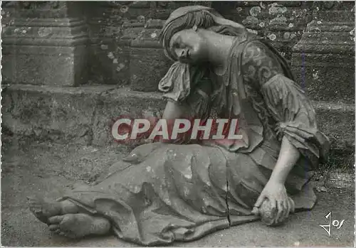 Cartes postales moderne Saint Thegonnec (Finistere) La Madeleine de la Mise au Tombeau (Oeuvre de J Lespoignol en 1699)