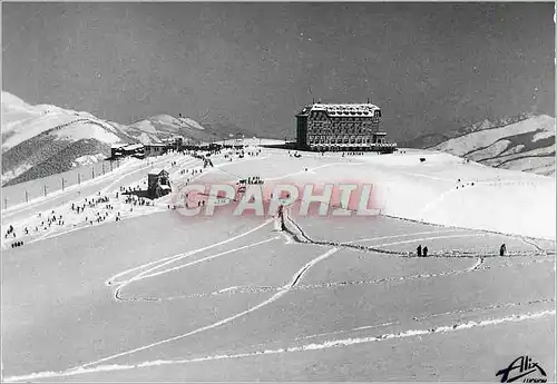 Cartes postales Les pyrenees luchon superbagnere(alt 1 800 m) n 1949 l hotel et le plateau de superbagneres