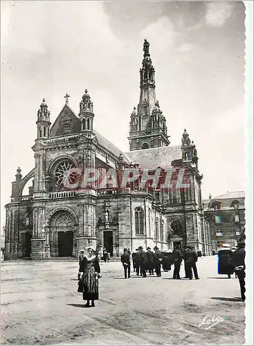 Cartes postales moderne Sainte anne d auray 719 la basilique Folklore