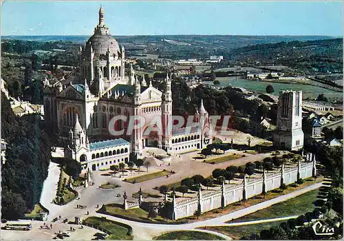Cartes postales moderne Lisieux (14 calvados) cl 4464 vue aerienne la basilique et la vallee de l orbiquet