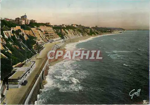 Cartes postales moderne En pays basque 235 biarritz(bses pyr) la plage de la cote des basques a maree haute
