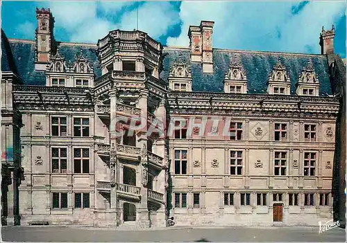 Cartes postales moderne Les merveilles du val de loire blois (loir et cher) h 81 la cour d honneur du chateau