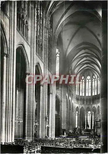 Cartes postales moderne L auvergne clermont ferrand la cathedrale perspective sur la grande nef et le choeur