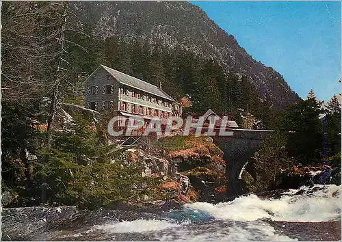 Cartes postales moderne Les pyrenees le pont d espagne alt 1500m hotellerie du pont d espagne