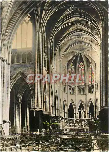 Cartes postales moderne 192 bordeaux interieur de la cathedrale la nef principale