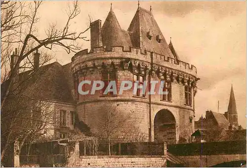 Cartes postales moderne Vendome L Hotel de Ville Ancienne Porte Saint Georges monument du xv siecle Incendie le 15 Juin