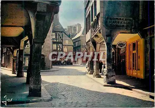 Cartes postales moderne La Bretagne En Couleurs Dinan Cotes du Nord La Place des Cordeliers et la place de l Apport avec