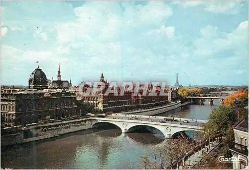 Cartes postales moderne Paris La Conciergerie Tour Eiffel