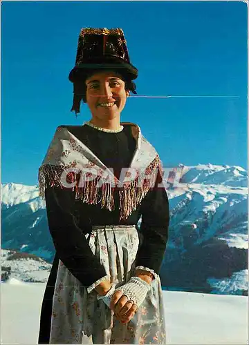 Cartes postales moderne Walloser Sonntagstracht Costume du Valais Folklore