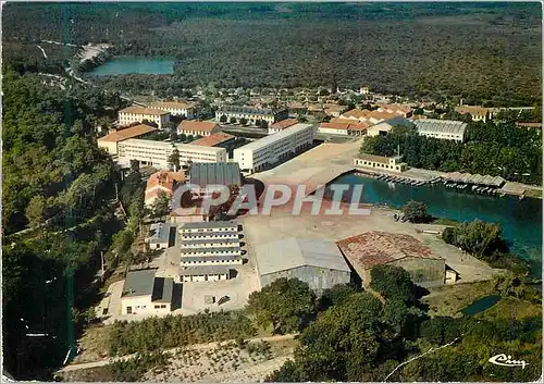 Cartes postales moderne Hourtin Contaut Gironde Le C f m La Darse Vue generale