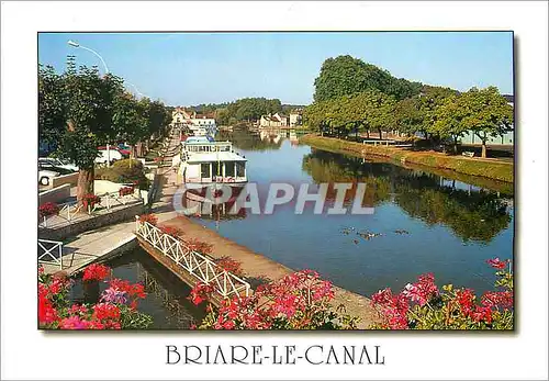 Cartes postales moderne Les Merveilles du Val de Loire Briare le Canal Loire Le Canal de Briare creuse est relie au cana
