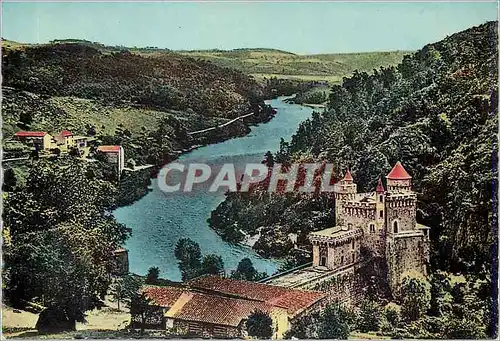 Cartes postales moderne Environs de Roanne Loire Les bords de la Loire et le Chateau de la Roche