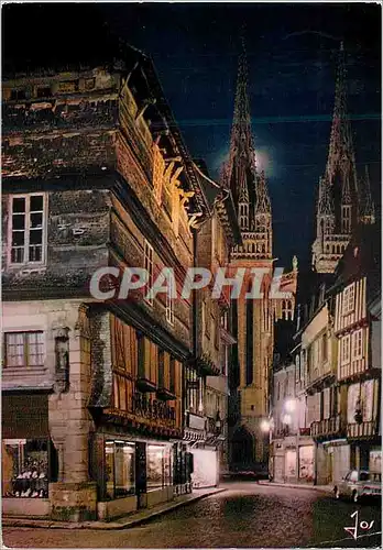 Cartes postales moderne La Bretagne En Couleurs Quimper Finistere La cathedrale et les vieilles maisons illuminees