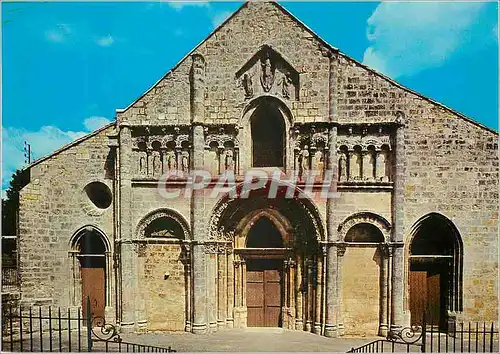 Cartes postales moderne Ruffec Charente Eglise Saint Andre facade Romane