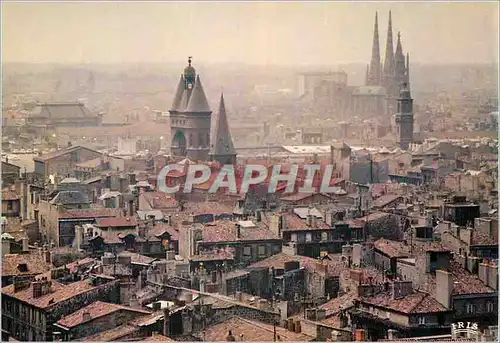 Moderne Karte Bordeaux Gironde Brumes matinales La grosse cloche e les fleches de la cathedrale Saint Andre