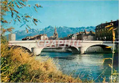 Cartes postales moderne Grenoble Ville Olympique Pont Marius Gontard Le clocher Saint Andre et la Chaine de Belledonne