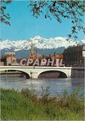 Cartes postales moderne Grenoble L Isere Le Pont Marius Gontard L Eglise St Andre et la chaine de Belledonne