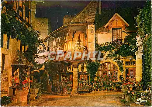 Cartes postales moderne Bourbon Lancy Thermal S et L La maison de bois la nuit