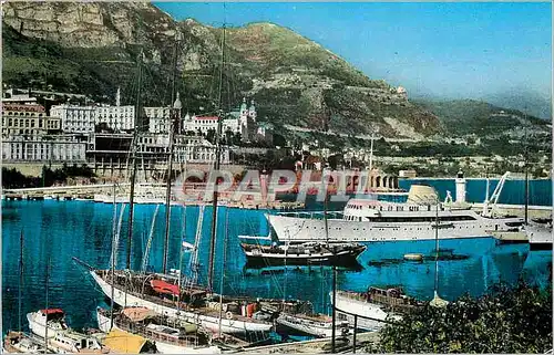 Cartes postales moderne Principaute de Monaco Le Port et les Yachts Au Fond Le Casino de Monte Carlo Bateaux