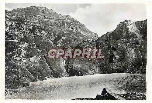 Cartes postales moderne Les Pyrenees Route du Pic du Midi de Bigorre Le Lac d'Oncet et le Sommet du Pic