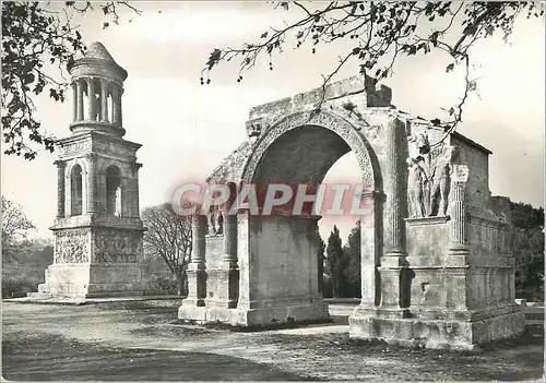 Cartes postales moderne Saint Remy de Provence Les Antiques La Provence Pittoresque Porte Municipale des  Ruines de Glan