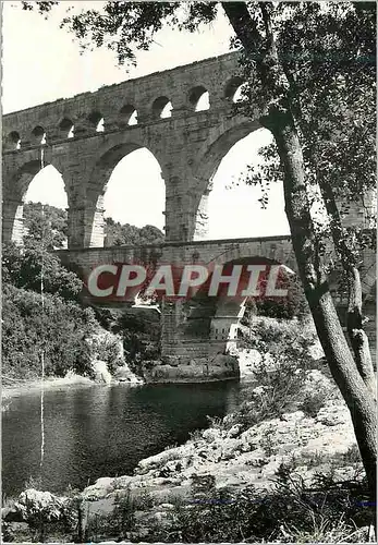 Cartes postales moderne Le Pont du Gard (Gard) Aqueduc Romain (Long 269 m Haut 48 m)