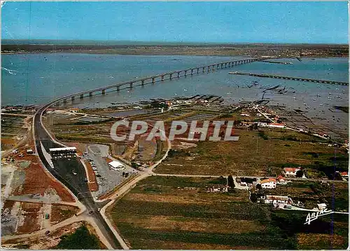 Cartes postales moderne Le Viaduc d'Oleron Sur la Cote de Lumiere