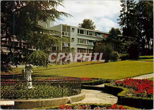 Cartes postales moderne Louveciennes Clinique Medicale du Val de Seine Chemin du Coeur Volant