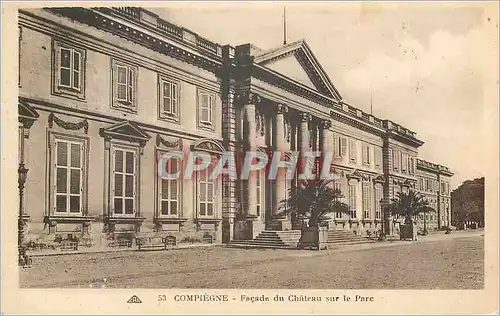 Ansichtskarte AK Compiegne Facade du Chateau sur le Parc