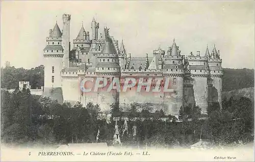 Cartes postales Pierrefonds Le Chateau (Facade Est)