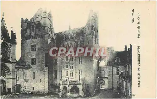 Cartes postales Chateau de Pierrefonds Partie de la Cour