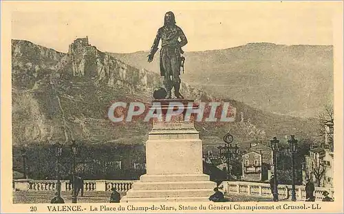 Cartes postales Valence La Place du Champ de Mars Statue du General Championnet et Crussol
