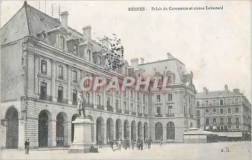 Cartes postales Rennes palais du commerce et statue lebastard