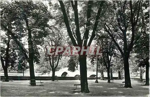 Cartes postales moderne 857 saint jean du gard (gard) la place d armes