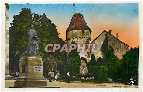 Cartes postales moderne 69 obernai place de l eglise et le monument freppel
