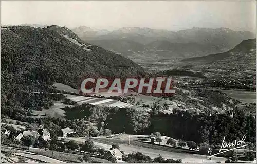 Cartes postales moderne Saint jean d arvey (savoie) alt 660 m vue sur challes et la chainee de belledonne