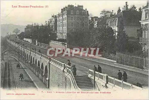 Cartes postales Les basses pyrenees(2) 7 pau avenue leon say et boulevard des pyrenees