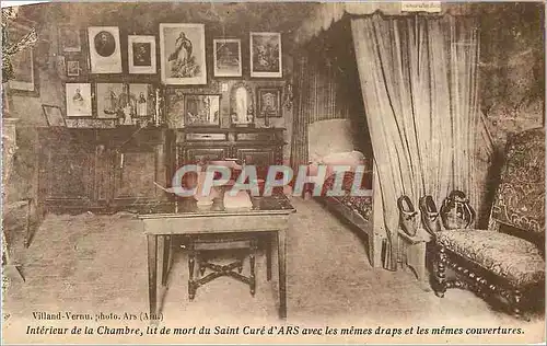 Cartes postales Interieur de la chambre lit de mort du saint cure d ars avec les memes draps et les memes couver