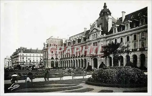 Cartes postales moderne 103 rennes palais du commerce et jardins sur la vilaine (martenot et leray architectes)