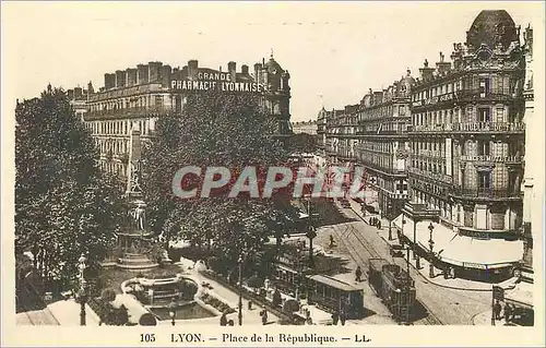 Ansichtskarte AK 105 lyon place de la republique Tramway