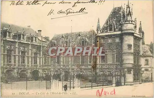 Cartes postales Douai Un Cote de l Hotel de Ville