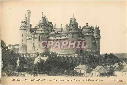 Cartes postales Chateau de Pierrefonds Vue prise sur la Route de Villers Cotterets