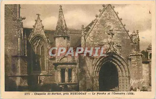 Ansichtskarte AK Chapelle St Herbot pres Huelgoat Le Porche et l Ossuaire
