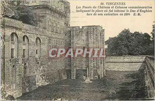 Ansichtskarte AK Vincennes Les Fosses du Chaeau et Colonne commemorative