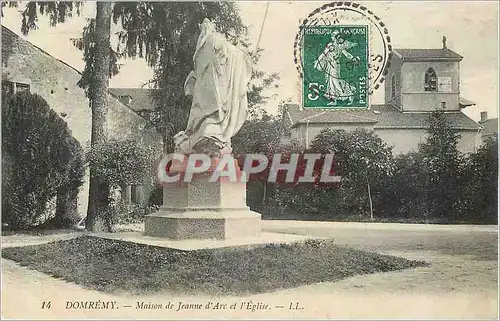 Ansichtskarte AK Domremy Maison de Jeanne d Arc et l Eglise